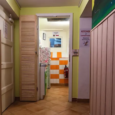 24 Hostel